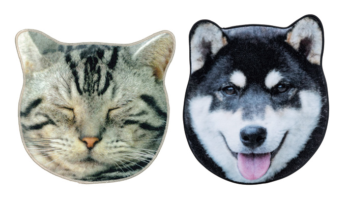 Realistic Motif Towel
